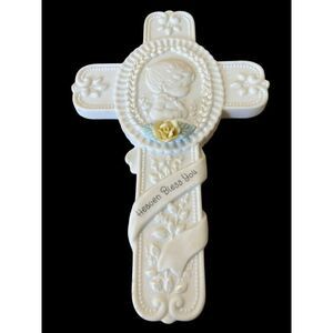 Precious Moments Porcelain Cross 1996 Heaven Bless You My Christening Day Enesco